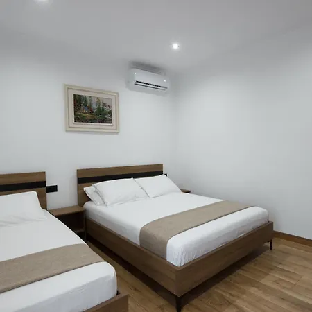 Bliss Hotel *